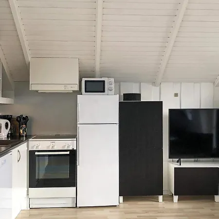 4 Person Holiday In R M *