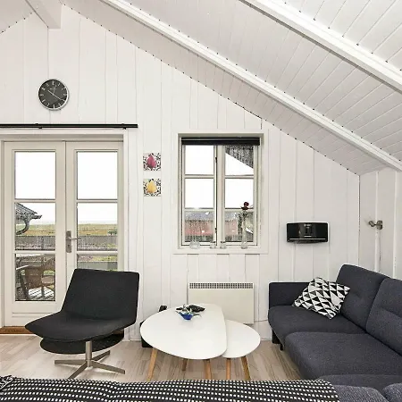 4 Person Holiday In R M